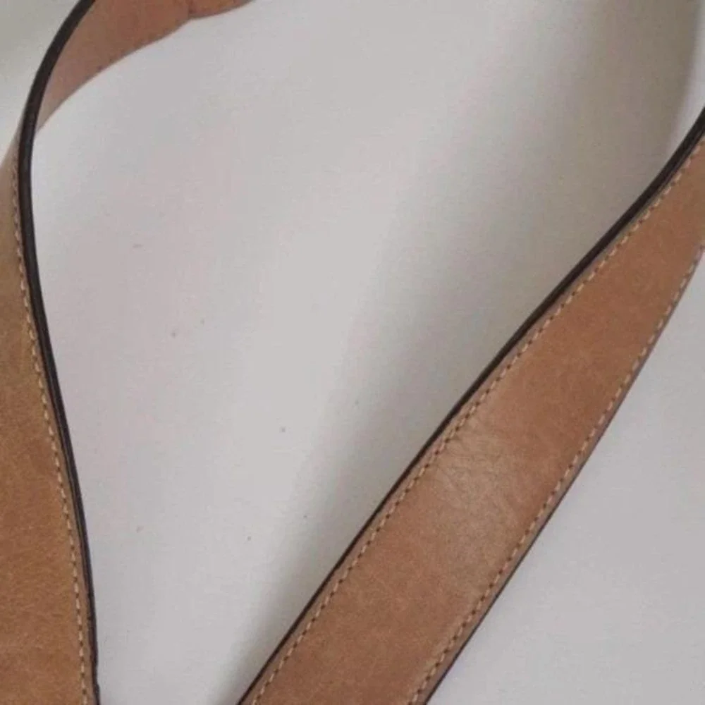 Coach Vintage Tan Leather Crossbody Bag Strap Brass Buckle Stitched 1.5
